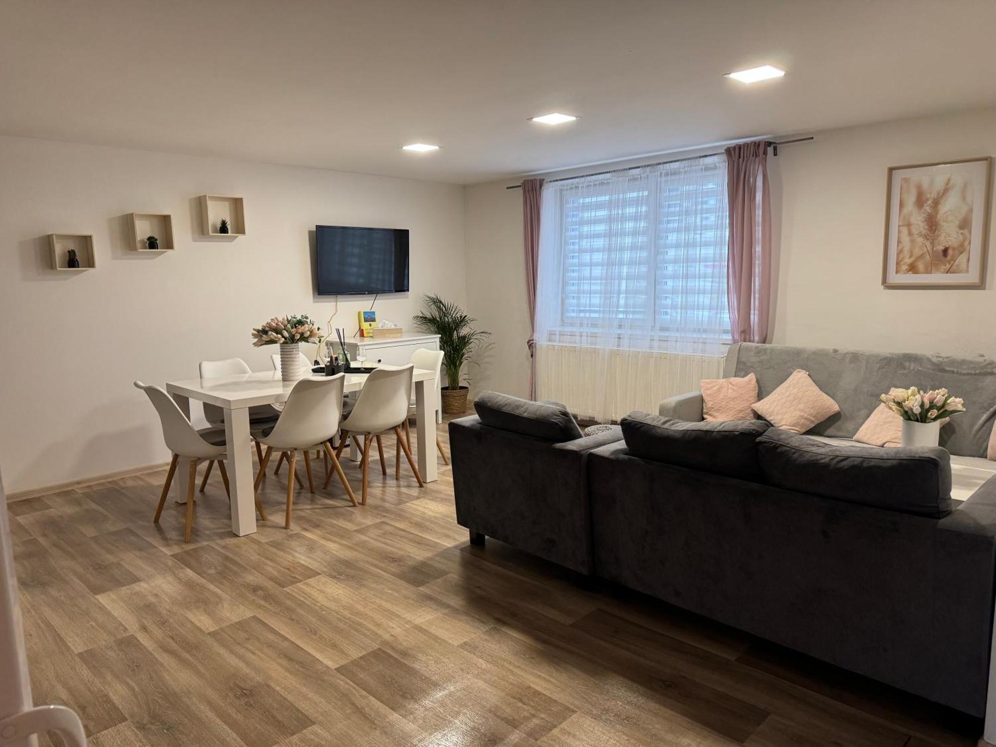 V Soukromi U Ruzenky Ferienhaus Břeclav